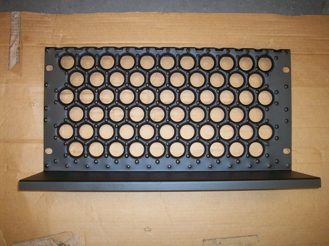 Tread, Black - Carbody
