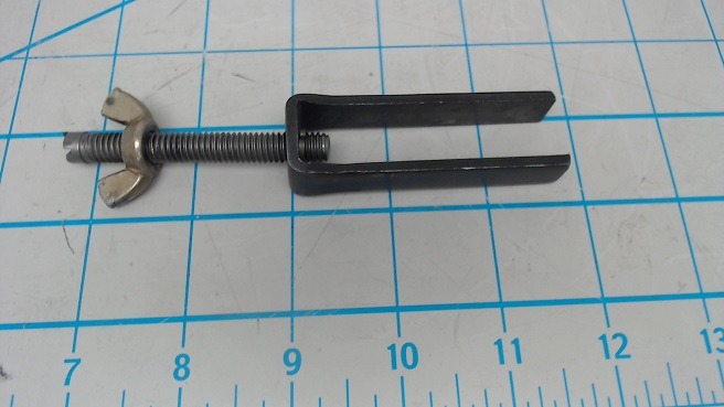 Tail Rod Jack - Tools